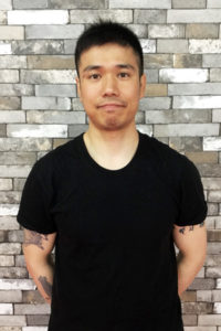 【プロフィール】 不屈の三冠王 ■元蹴拳スーパーライト級チャンピオン ■元チャクリキ協会 　IOCインターコンチネンタル 　ライト級チャンピオン ■元ルンピニーJAPAN MUAY THAI OPEN 　ウェルター級チャンピオン